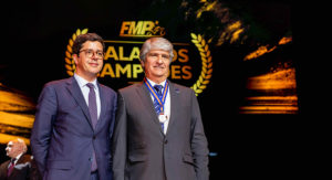 Jorge Viegas condecorado no Estoril com Medalha de Honra ao Mérito Desportivo thumbnail
