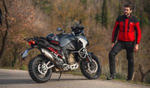 Ducati apresentou nova coleção Apparel 2022 thumbnail