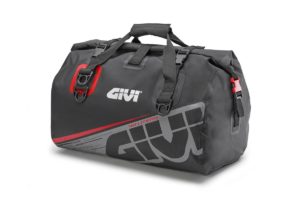 Givi expande a sua gama de ‘soft bags’ impermeáveis thumbnail