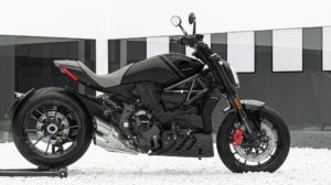 Ducati XDiavel Nera: Bom gosto, requinte e elegância thumbnail