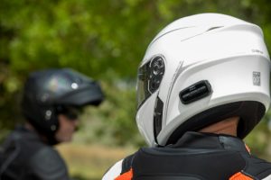 Conheça os novos capacetes SENA com intercomunicadores thumbnail
