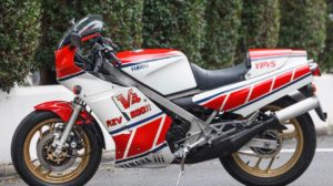 Motos históricas: A lendária Yamaha RZV500R de 1984 thumbnail