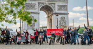 WeRideAsOne: Fãs da Ducati coloriram as ruas de várias cidades thumbnail