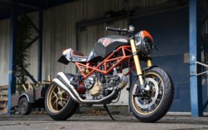 Ducati Monster by Moto Adonis: O monstro ainda mais monstro! thumbnail