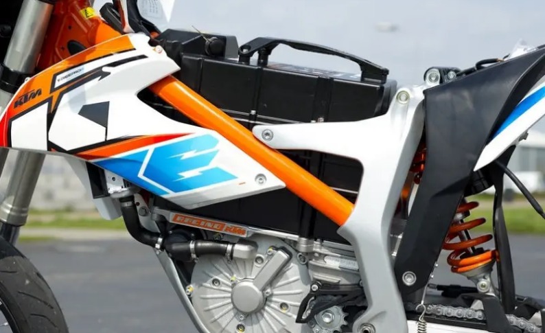 KTM E-XC, Elétrica