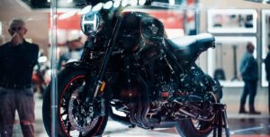 Intermot 2022, Horex VR6 RAW 99: Uma moto de sonho, cara e com muito carbono thumbnail