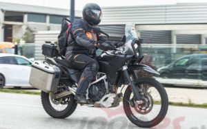 Scoop: KTM vai renovar a gama Adventure em 2024 thumbnail