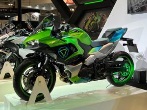 EICMA 2022: Kawasaki avança na mobilidade elétrica thumbnail