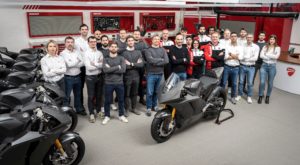 As Ducati de MotoE estão quase prontas thumbnail