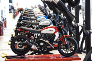 Ducati Scrambler 2023 entra em produção thumbnail