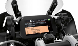 BMW iFace: Um inovador sistema anti-furto para as futuras motos BMW thumbnail
