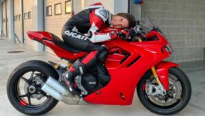 Chiara Lovato, engenheira e influencer com uma enorme paixão pela Ducati thumbnail