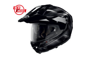 X-LITE X-552 Ultra Carbon: O novo capacete Adventure vestido de carbono thumbnail