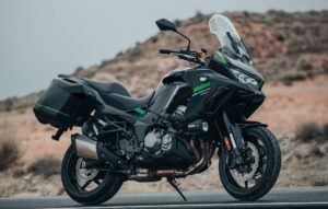 Kawasaki Versys 1000 2024: Novas cores e equipamento melhorado thumbnail