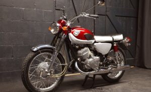 Kawasaki comemora 70 anos a fabricar motos thumbnail