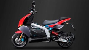 TVS X – A scooter elétrica premium feita na Índia thumbnail