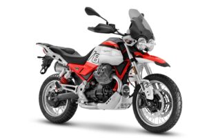 As três opções da Moto Guzzi V85 TT 2024: Base, Travel e Strada thumbnail