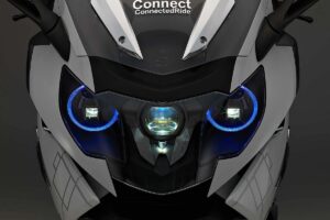 Tecnologias: Como funciona o sistema de iluminação a laser da Yamaha? thumbnail