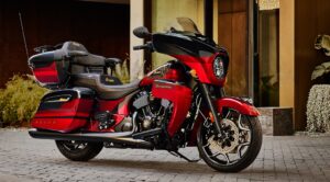 Indian Roadmaster Elite 2024: Touring sofisticada com o icónico ‘Red’ da Indian Motorcycle thumbnail