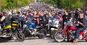 Motociclistas franceses continuam a lutar contra as Inspeções Obrigatórias thumbnail