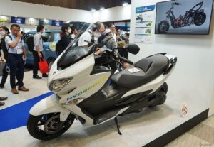 Suzuki Burgman a hidrogénio à venda no Japão em 2024? thumbnail
