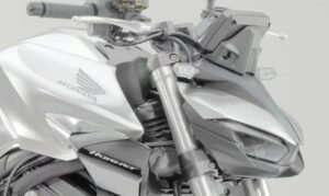Pedido de patente mostra alterações na Honda CB1000 Hornet thumbnail